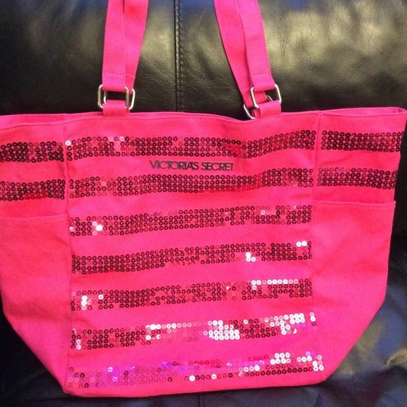 NWOT hot pink sequinned Victoria’s Secret tote - Picture 4 of 8